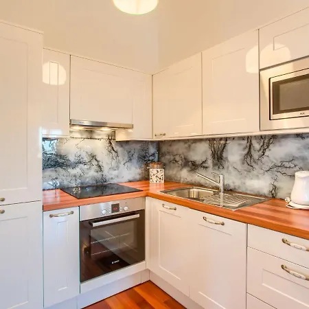 Gorgeous In With Bubble Bath Apartment Murter