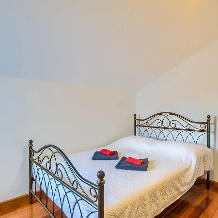 Apartment Gorgeous In With Bubble Bath Murter