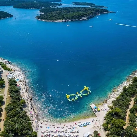 In Near And Pool Διαμέρισμα *